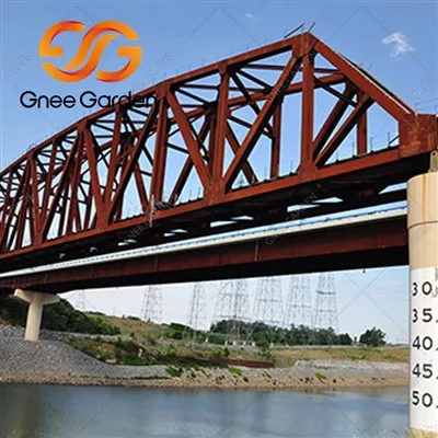 Puente peatonal de acero corten