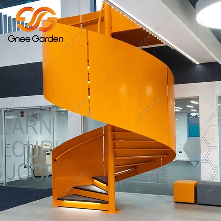 Escaleras oxidadas elevadas de Corten