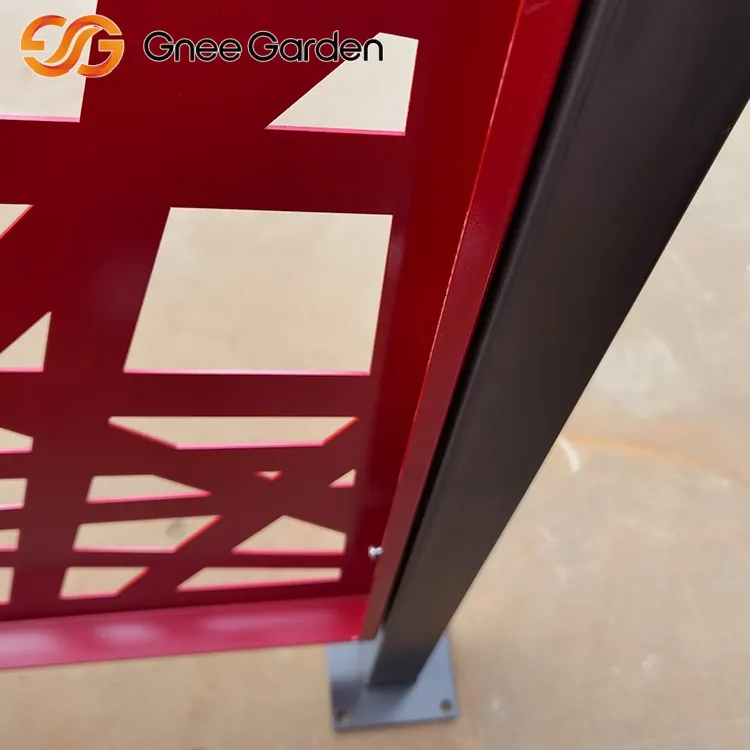 Moderna cerca de pantalla de diseño geométrico rojo