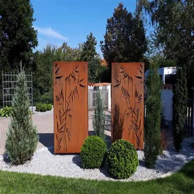 Valla de pantalla contemporánea de corten